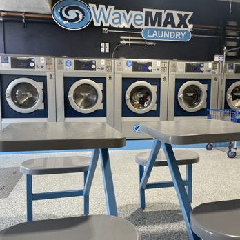 WaveMax Laundry - Nice and clean! Friendly staff - Laundromat Near Me - Tustin, California