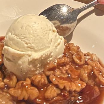 Houston's Restaurant - Warm apple walnut Carmel goodness! - Steakhouses Near Me - Pasadena, California
