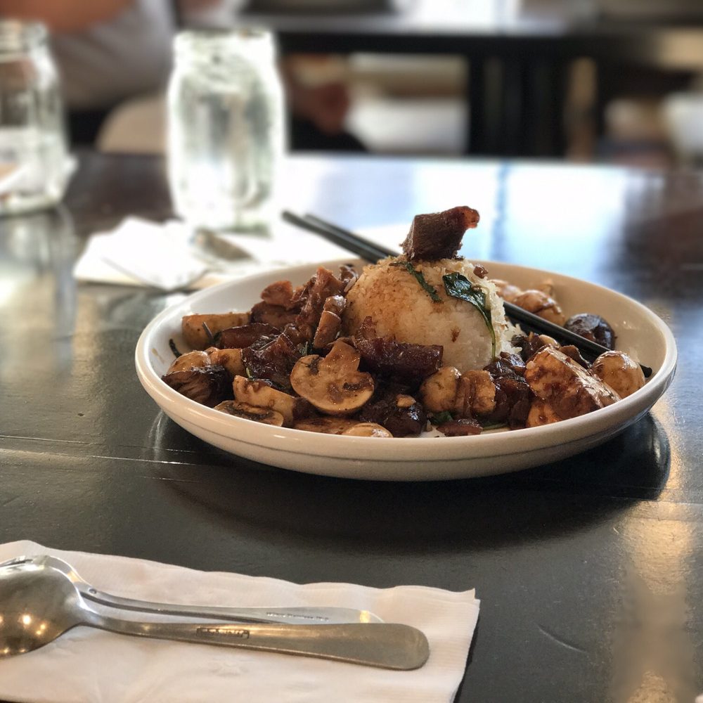 Andy's Thai Kitchen - rice plate w pork leg - Thai Near Me - Chicago, Illinois