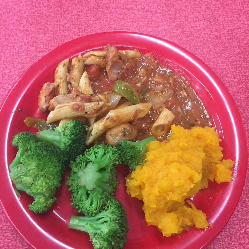Chartwells Buzzards Bay - Delicious chicken dish - New American Near Me - Buzzards Bay, Massachusetts