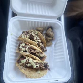 Ynot Organic - Tempeh tacos - Juice Bars & Smoothies Near Me - Pismo Beach, California Ynot Organic - Tempeh tacos - Juice Bars & Smoothies Near Me - Pismo Beach, California