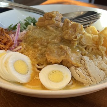 My Burma - Coconut Chicken Noodle Soup - Burmese Near Me - Davis, California My Burma - Coconut Chicken Noodle Soup - Burmese Near Me - Davis, California