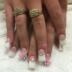 Mary Nail & Spa
