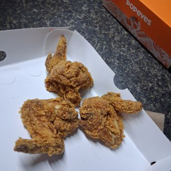 Popeyes Louisiana Kitchen - Fast Food Near Me - Tupelo, Mississippi