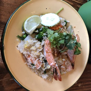 Klom Klorm - Thai Near Me - Brooklyn, New York