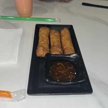 Sian Restaurant - Egg rolls - Burmese Near Me - Indianapolis, Indiana