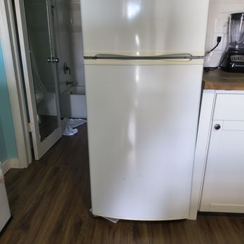 Big Fish Rentals - Refrigerator - Vacation Rentals Near Me - North Myrtle Beach, South Carolina