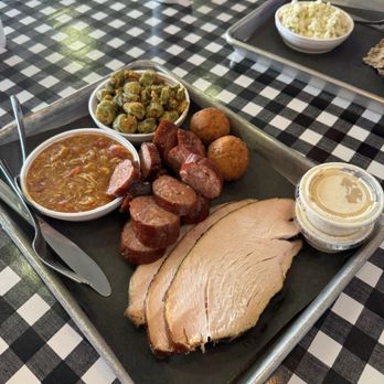 Dunc's BBQ Kitchen - Smoked Turkey Plate with Sausage 1/2 Pound - Barbeque Near Me - Newnan, Georgia