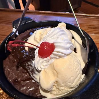 Miller's Ale House - Ghirardelli GHIRARDELLI® CHOCOLATE BROWNIE SUNDAE - American Near Me - Orlando, Florida Miller's Ale House - Ghirardelli GHIRARDELLI® CHOCOLATE BROWNIE SUNDAE - American Near Me - Orlando, Florida