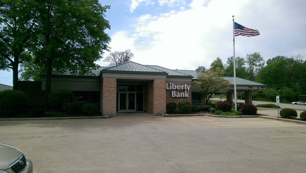 LIBERTY BANK Updated September 2024 2403 Homer M Adams Pkwy, Alton, Illinois Banks