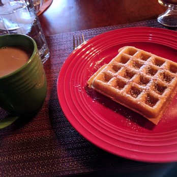 The Crossroads Inn - Corn raisen waffle - Bed & Breakfast Near Me - Charlottesville, Virginia The Crossroads Inn - Corn raisen waffle - Bed & Breakfast Near Me - Charlottesville, Virginia