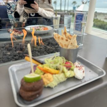 Sun Deck - American Near Me - Coronado, California