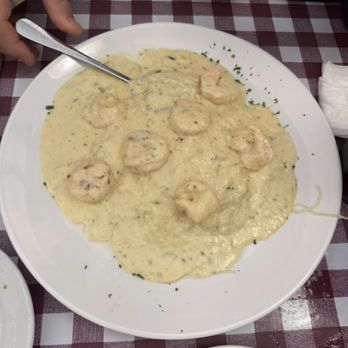 Amore Italian Restaurant - Shrimp Alfredo - Italian Near Me - Brandon, Mississippi