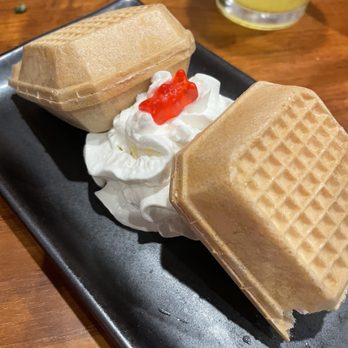 Kizuki Ramen & Izakaya - Strawberry waffer sandwiche - Ramen Near Me - Plano, Texas