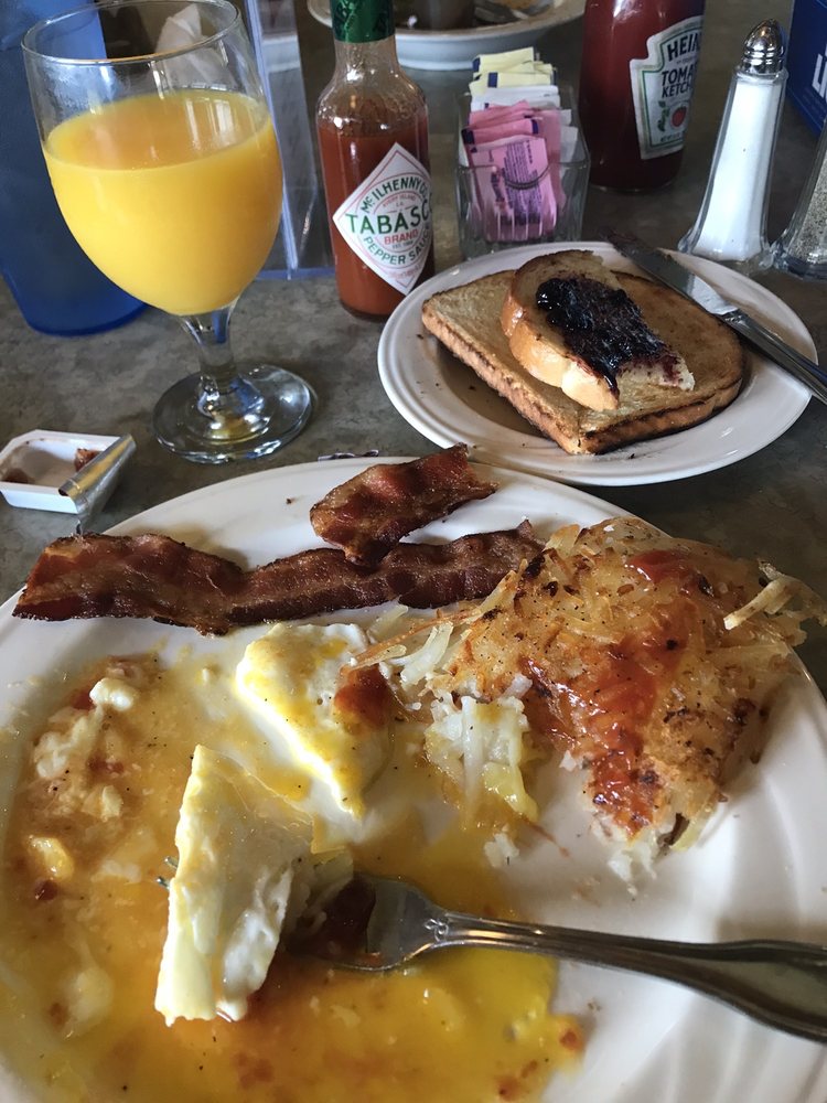 CADDY’S RESTAURANT 13 Reviews 1000 Castle Oaks Dr, Ione, California