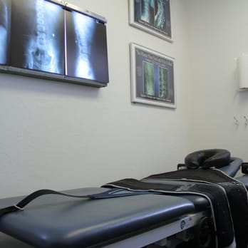 Haggard Chiropractic - Spinal decompression therapy table at the Phoenix Haggard Chiropractic.. - Chiropractors Near Me - Phoenix, Arizona Haggard Chiropractic - Spinal decompression therapy table at the Phoenix Haggard Chiropractic.. - Chiropractors Near Me - Phoenix, Arizona