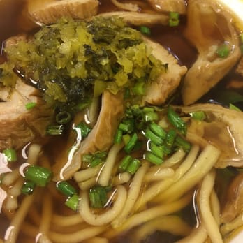 Taipei Hong - Intestine noodle soup: generous on the intestines - Taiwanese Near Me - Flushing, New York Taipei Hong - Intestine noodle soup: generous on the intestines - Taiwanese Near Me - Flushing, New York