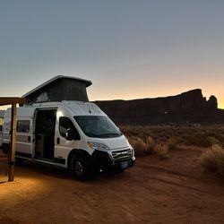 Blacksford - Camping near Monument Valley.