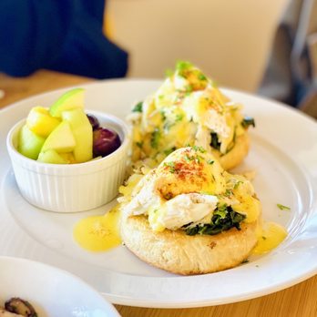 Bloom - Jumbo Crab Bene - American Near Me - Santa Clara, California