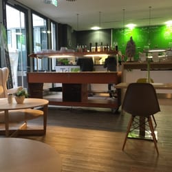 Tri Lounge