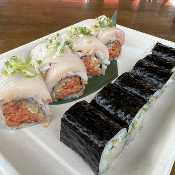 Maki Maki Sushi - Edison roll and maki yellowtail scallion roll - Sushi Bars Near Me - Bend, Oregon Maki Maki Sushi - Edison roll and maki yellowtail scallion roll - Sushi Bars Near Me - Bend, Oregon