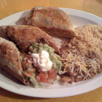 El Tapatío - Amazing beef chimichangas. Massive portion -- don't have an appetizer before this entrée, trust me! You'll be sorry! - Mexican Near Me - Burbank, California El Tapatío - Amazing beef chimichangas. Massive portion -- don't have an appetizer before this entrée, trust me! You'll be sorry! - Mexican Near Me - Burbank, California
