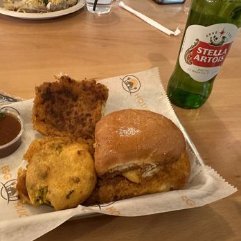 Eggholic - Vada Paav - Indian Near Me - Indianapolis, Indiana Eggholic - Vada Paav - Indian Near Me - Indianapolis, Indiana