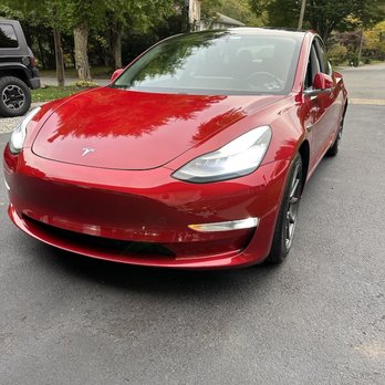 Handy Transportation - Both Tesla 3 and Y's available - Town Car Service Near Me Handy Transportation - Both Tesla 3 and Y's available - Town Car Service Near Me