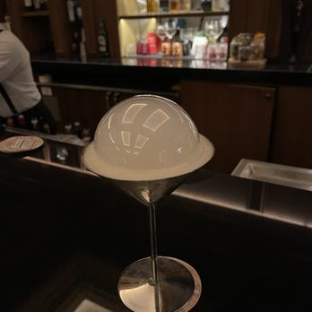 Library Bar - Clover club - Bars Near Me - Cancún, ROO
