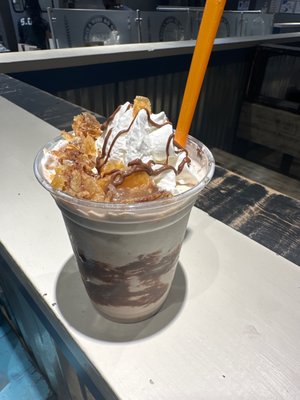 Izzy's Ice Kreme by null