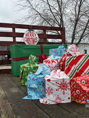 Grandpa Tiny's Farm by null