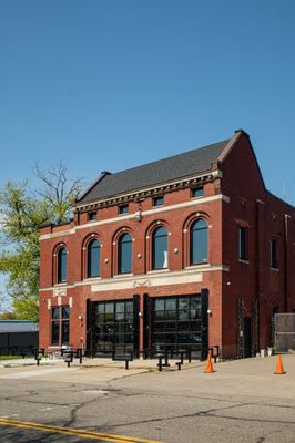 Ladder 4 Wine Bar by null