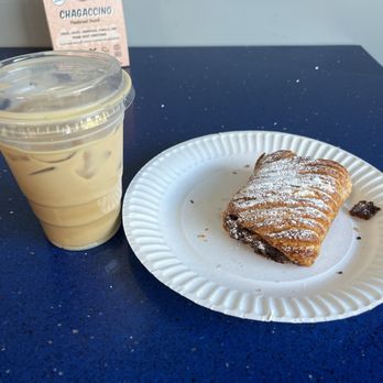 Starry Night Cafe - Iced White Mocha + Home made chocolate Croissant - Cafes Near Me - Smithfield, Rhode Island