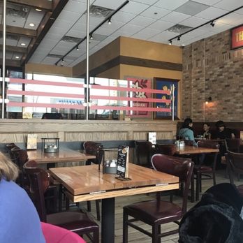 Giordano's - Pizza Near Me - Chicago, Illinois