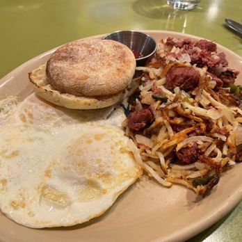 Snooze, an A.M. Eatery - Corned Beef Hash* - American Near Me - Scottsdale, Arizona