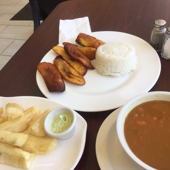 Delicias Colombianas - Hyde Park - Colombian Near Me - Hyde Park, Massachusetts
