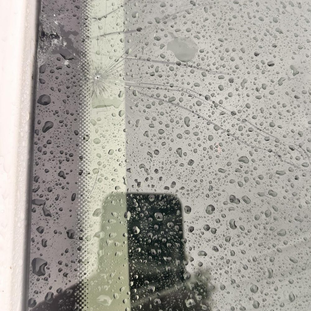 Safelite AutoGlass - original picture showing factory gap and black frame.
Tech or manger just don't care. - Windshield Installation & Repair Near Me - Columbus, Ohio Safelite AutoGlass - original picture showing factory gap and black frame.
Tech or manger just don't care. - Windshield Installation & Repair Near Me - Columbus, Ohio