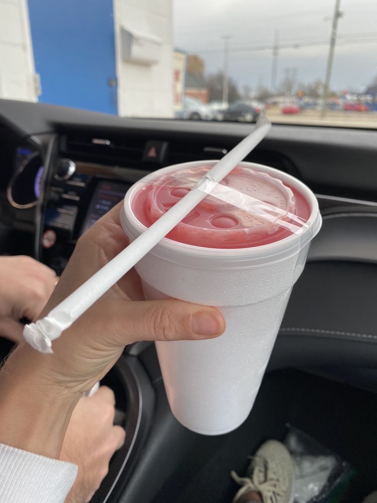 CAJUN DAIQUIRIS Updated October 2024 28 Photos & 27 Reviews 3306