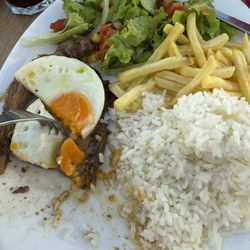 A Deriva - Bitoque -- was excellent. Forgot to take a picture before I started eating.