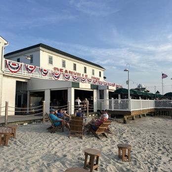 Deauville Inn - beach area - Seafood Near Me - Strathmere, New Jersey Deauville Inn - beach area - Seafood Near Me - Strathmere, New Jersey