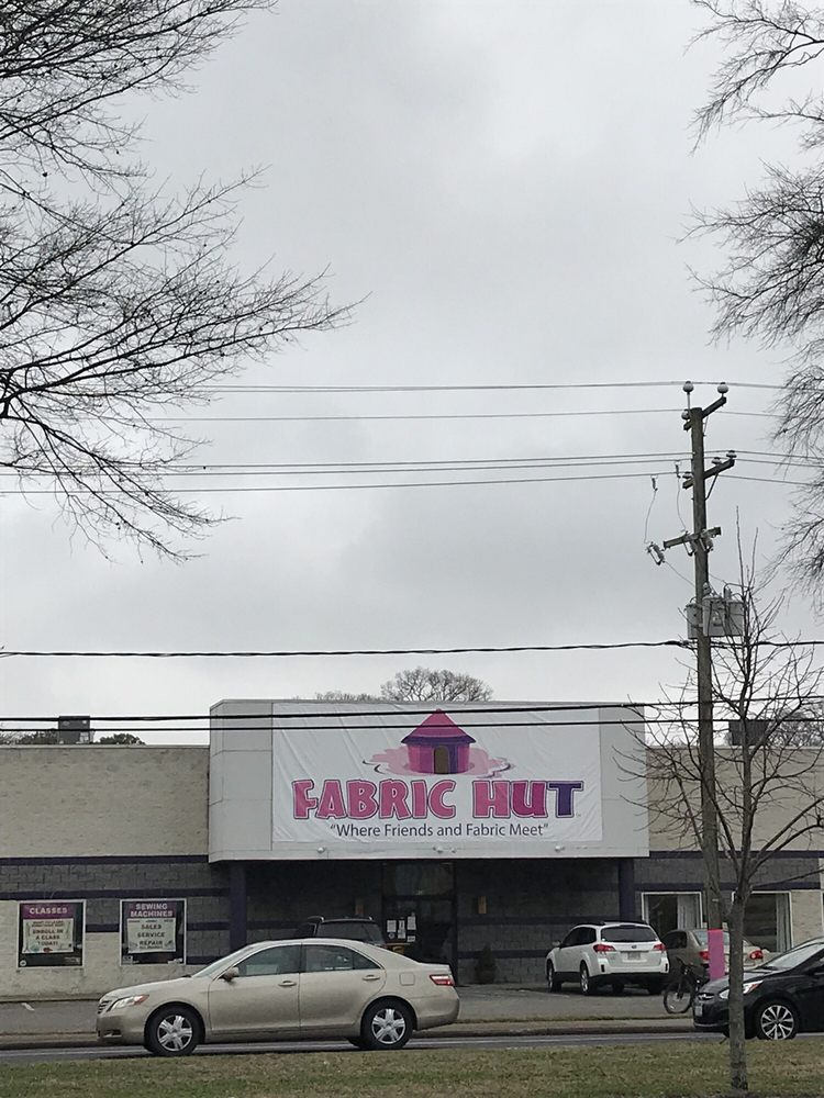 FABRIC HUT 23 Photos & 20 Reviews Fabric Stores 828 E Little