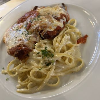 Grazie Modern Italian Kitchen - Chicken parmesean - Italian Near Me - Orlando, Florida Grazie Modern Italian Kitchen - Chicken parmesean - Italian Near Me - Orlando, Florida