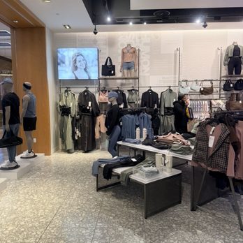 lululemon - Sports Wear Near Me - Paramus, New Jersey lululemon - Sports Wear Near Me - Paramus, New Jersey