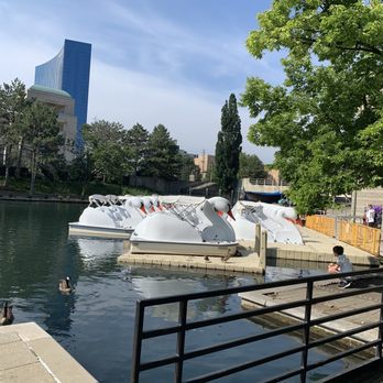 Wheel Fun Rentals - Canal Walk - Boating Near Me - Indianapolis, Indiana