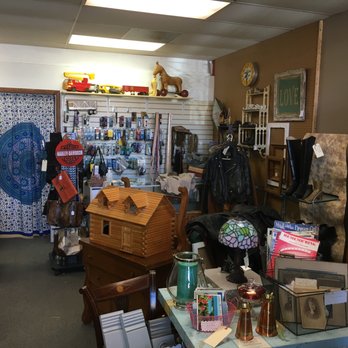 Tino's Shoe & Boot Repair - Shoe Repair Near Me - Ottawa, Illinois Tino's Shoe & Boot Repair - Shoe Repair Near Me - Ottawa, Illinois