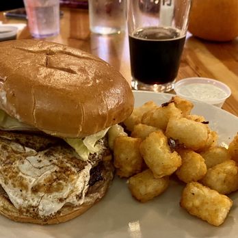 Pappy T's Pub & Grub - Burger and tots - Gastropubs Near Me - Cave Junction, Oregon Pappy T's Pub & Grub - Burger and tots - Gastropubs Near Me - Cave Junction, Oregon