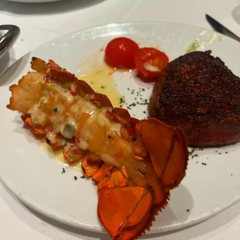 Fleming’s - lobster and filet - Steakhouses Near Me - Orlando, Florida