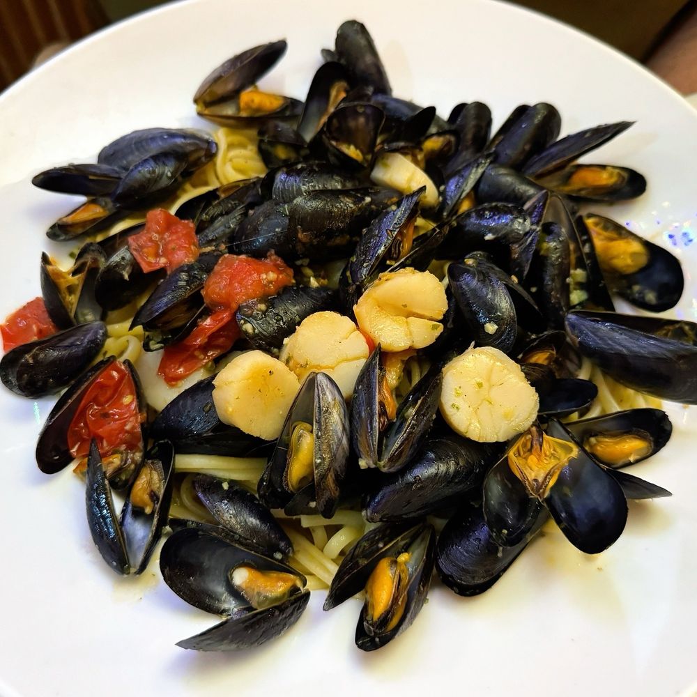 Al Caratello - Seafood pasta - Italian Near Me - Paris, 75 Al Caratello - Seafood pasta - Italian Near Me - Paris, 75