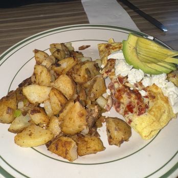 Art's Corner Cafe - California Dreaming with whole egg - Breakfast & Brunch Near Me - Ventura, California Art's Corner Cafe - California Dreaming with whole egg - Breakfast & Brunch Near Me - Ventura, California