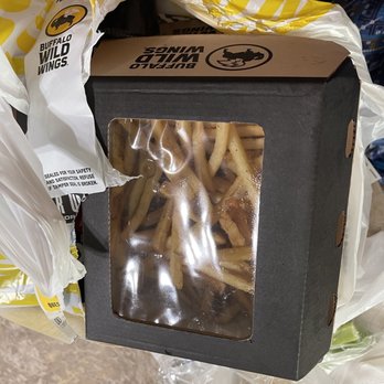 Buffalo Wild Wings - Chicken Wings Near Me - Fresno, California